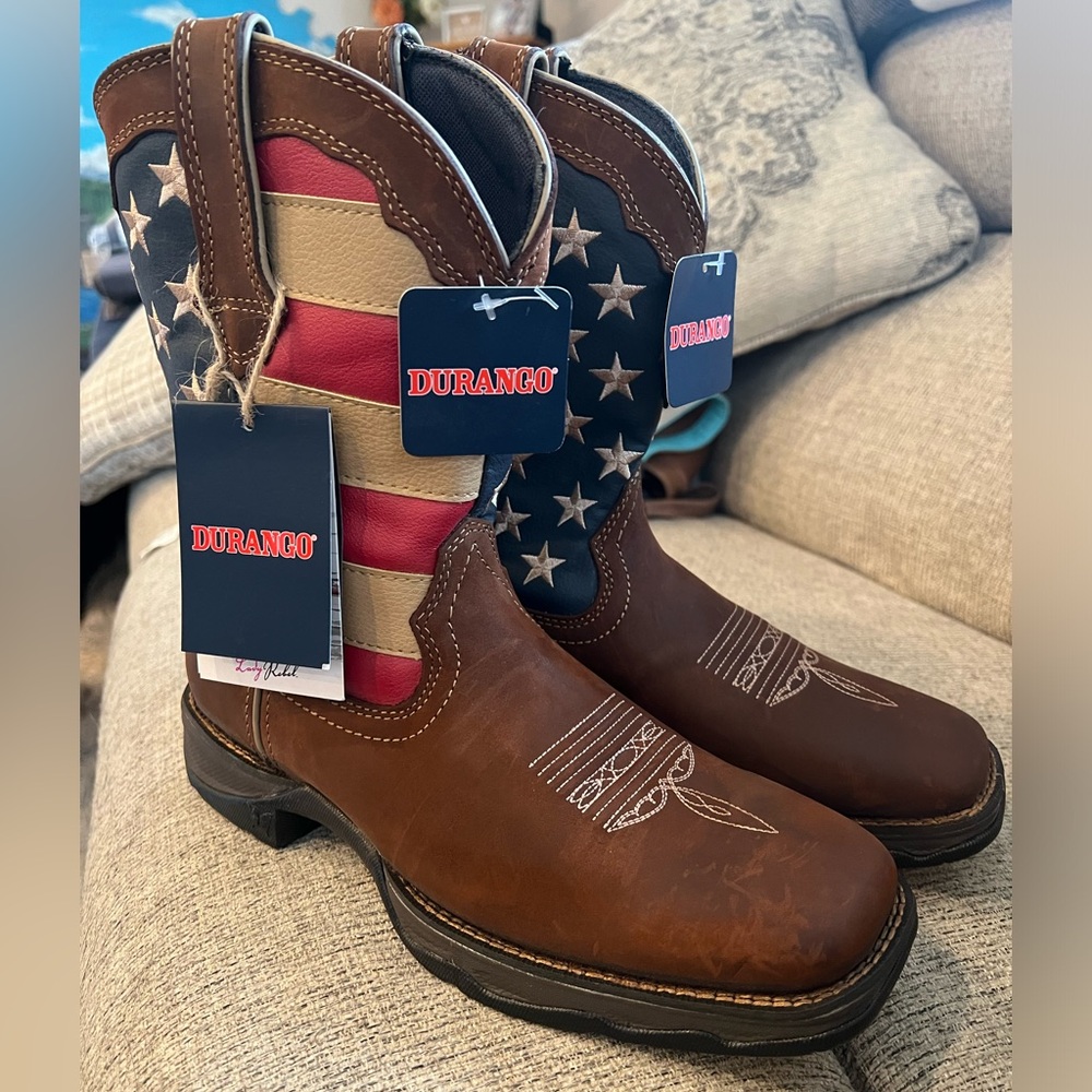 **BRAND NEW ladies Durango boots**